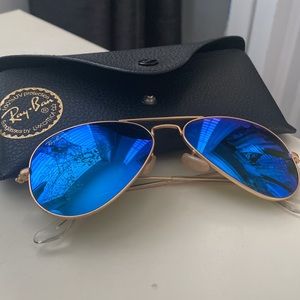 Unisex Ray Ban Aviators with case